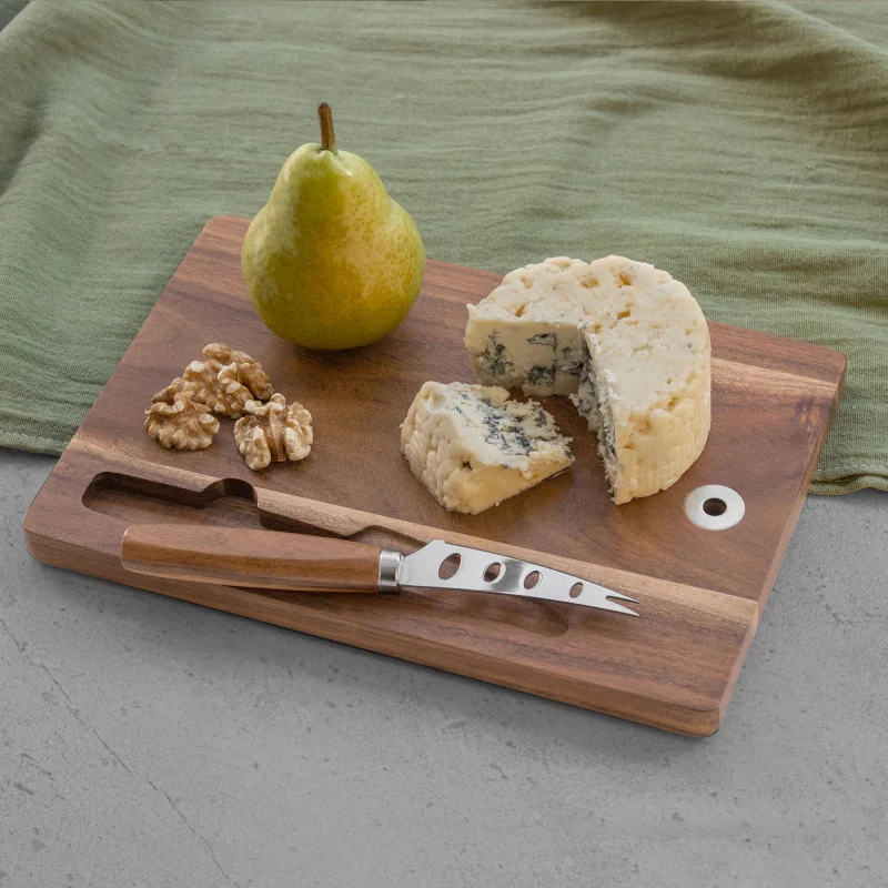 Gourmet y Sommelier | Tabla para quesos Emmental con logo | Regalos Corporativos Personalizados